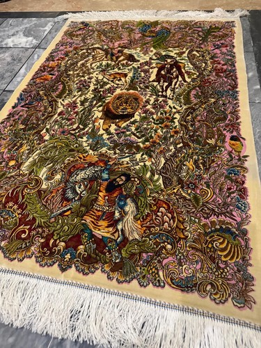Tappeto persiano multicolore